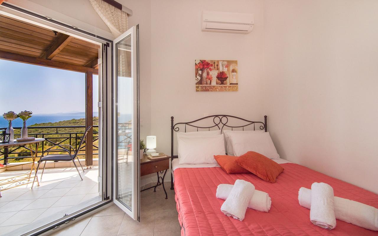 Coastal Paradise Found - Komis' Private Pool Retreat Ágios Nikolaos Exterior foto